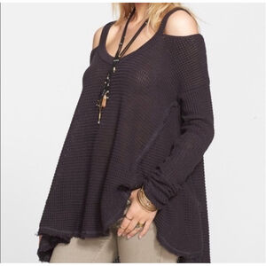 FREE PEOPLE Moonshine Cold Shoulder
Sweater Top Sz XS